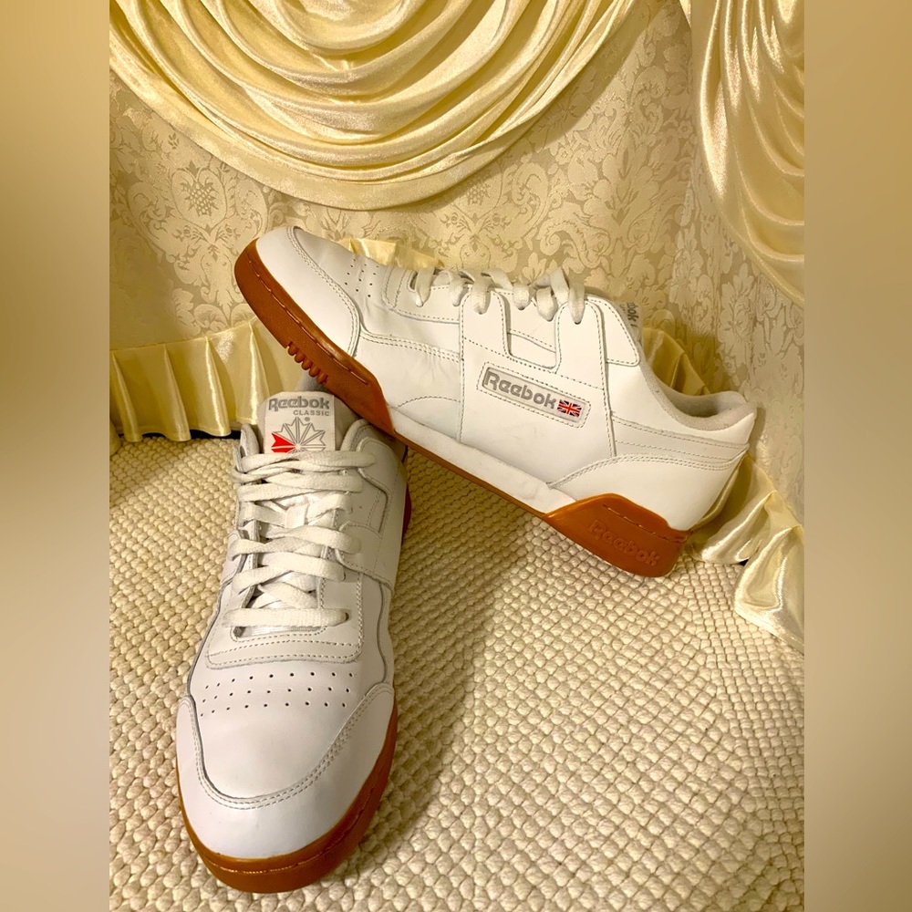 REEBOK